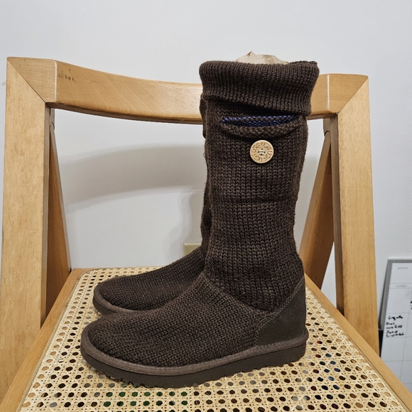 UGG Australia Womens Classic Cardy Brown Sheepskin Knit Boot 5817 Size 8 - Picture 3 of 10